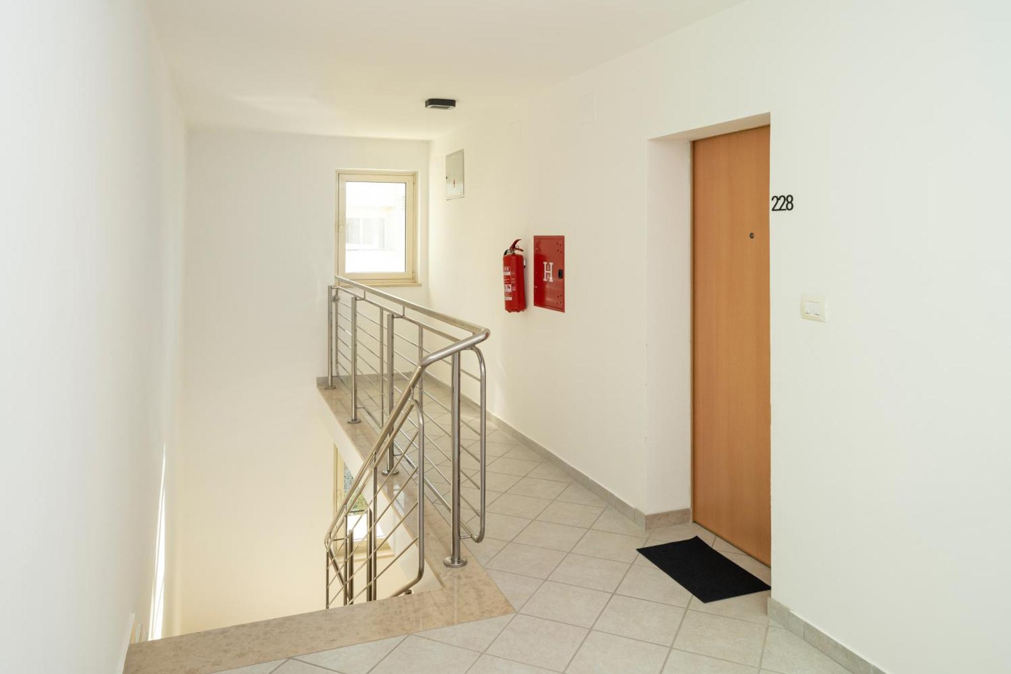 Humagum Sea View Apartment - Garden Palace Umag Exterior photo
