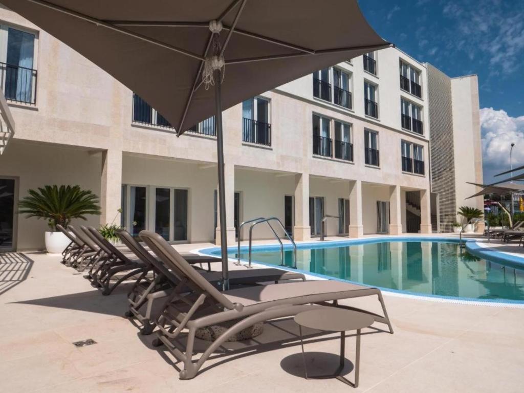 Humagum Sea View Apartment - Garden Palace Umag Exterior photo